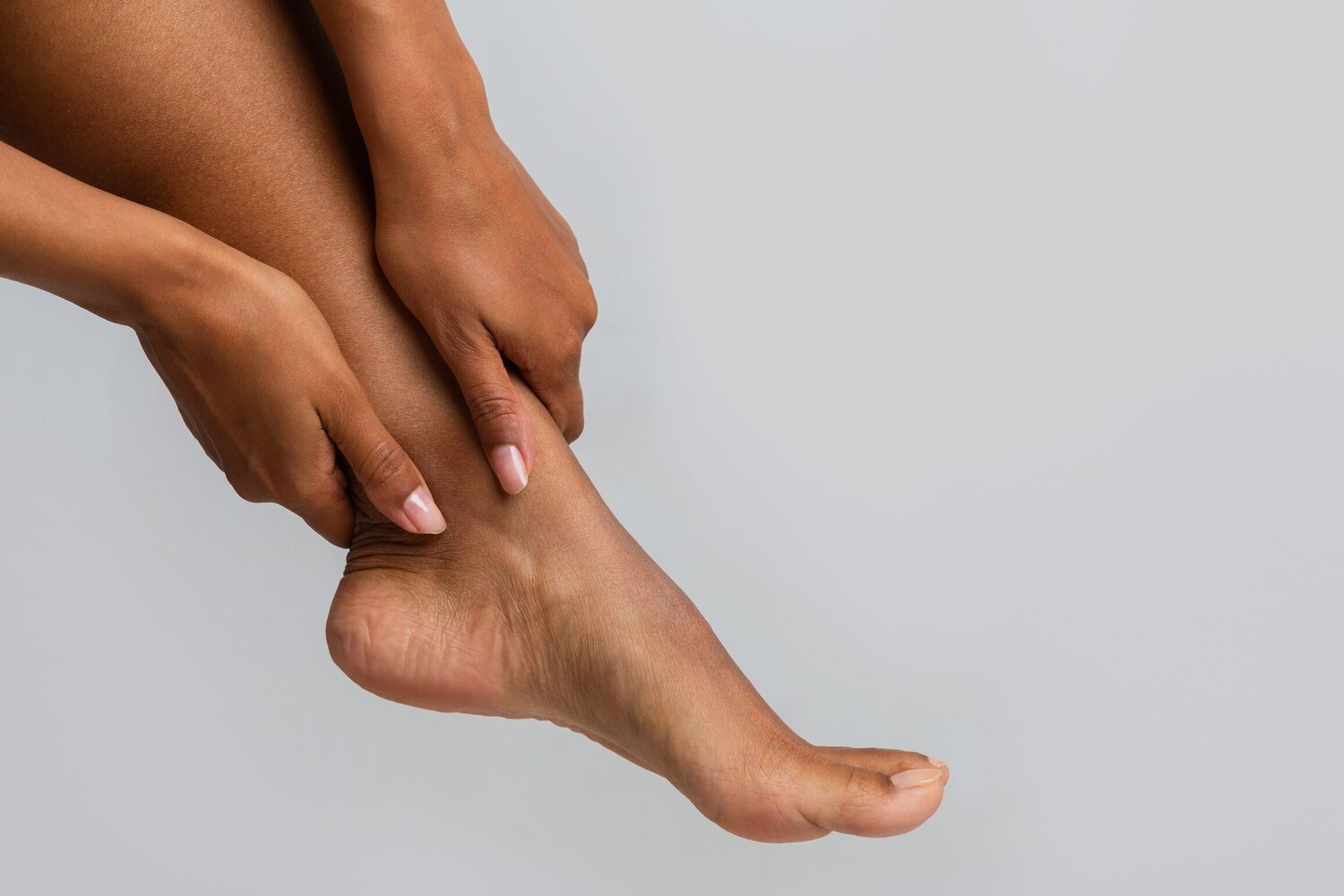 New Year - New Feet: Cure Dry, Cracked Heels for Good